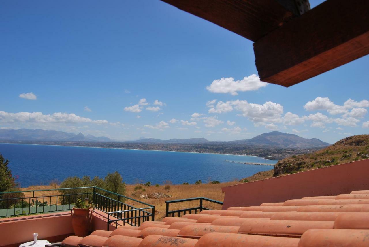 Casa Vacanze La Terrazza Sul Golfo Castellammare del Golfo Exterior photo